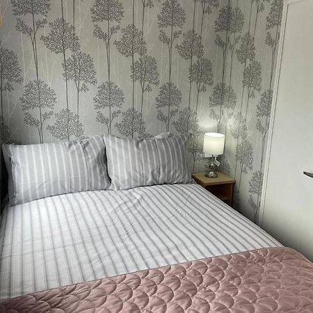 The Rock Bar B&B Kilkenny Bagian luar foto